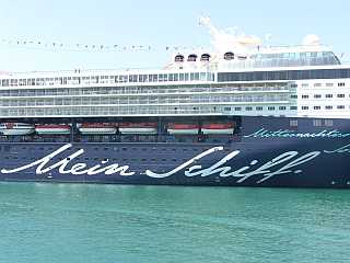 Mein Schiff 1