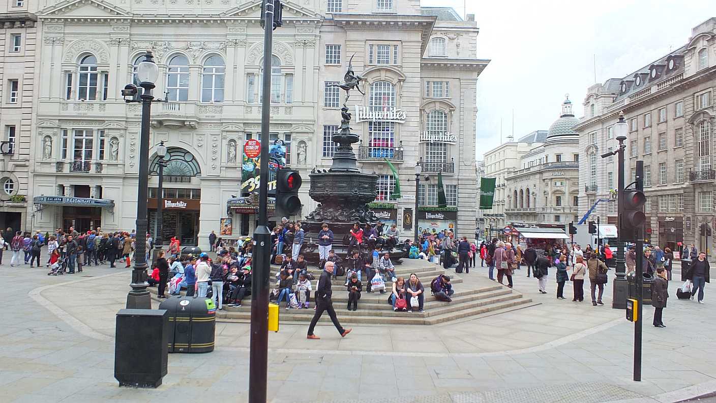 Piccadilly Circus